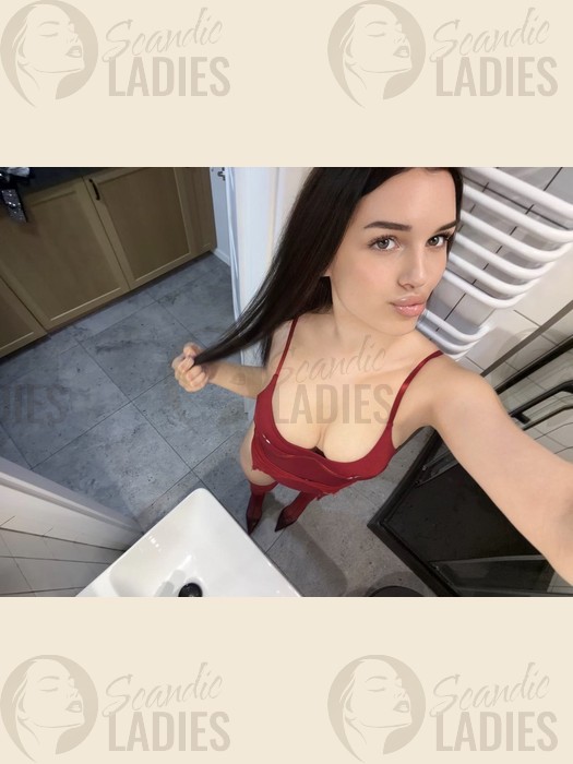 Mia